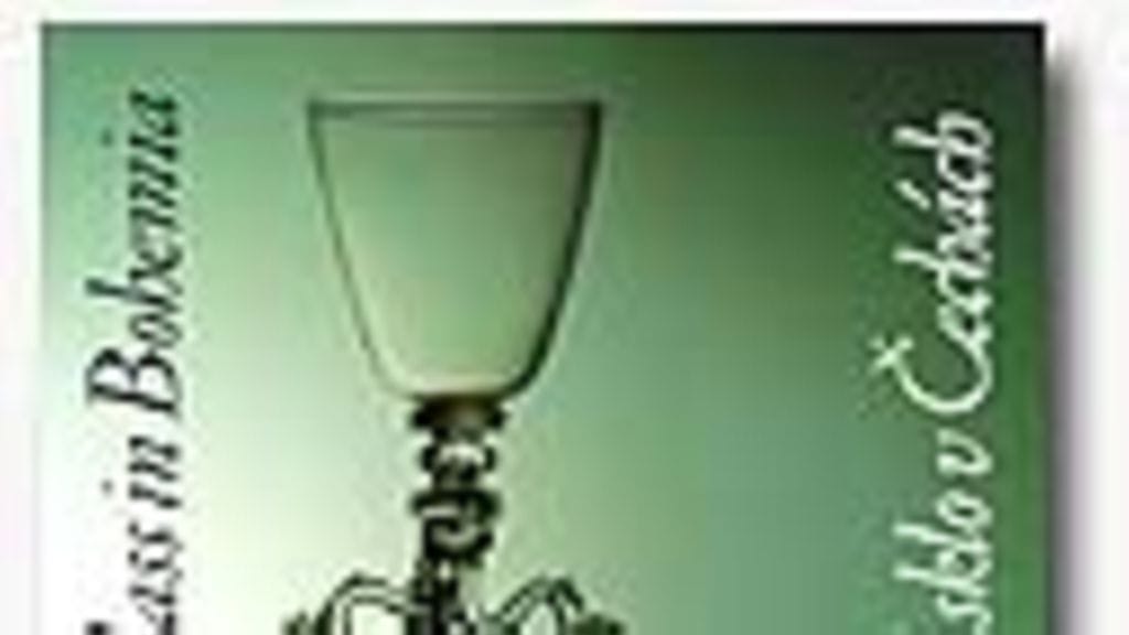 Böömiläistä kristallia Pohjois-Pohjanmaan museossa