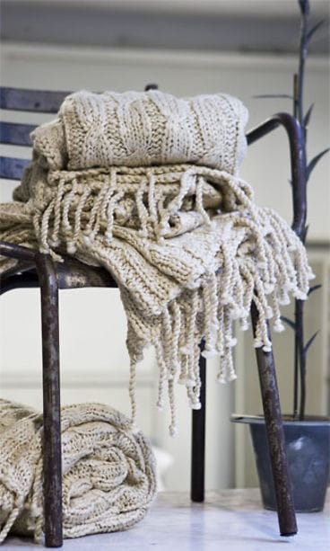 Hemtexin kodintekstiilit ovat yksinkertaisia mutta tyylikkäitä. Kuva: Hemtex