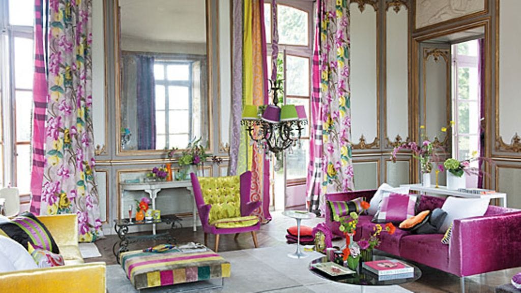 Älä pelkää villejäkään väriyhdistelmiä, sillä voit tasoittaa niitä esimerkiksi harmaan avulla.