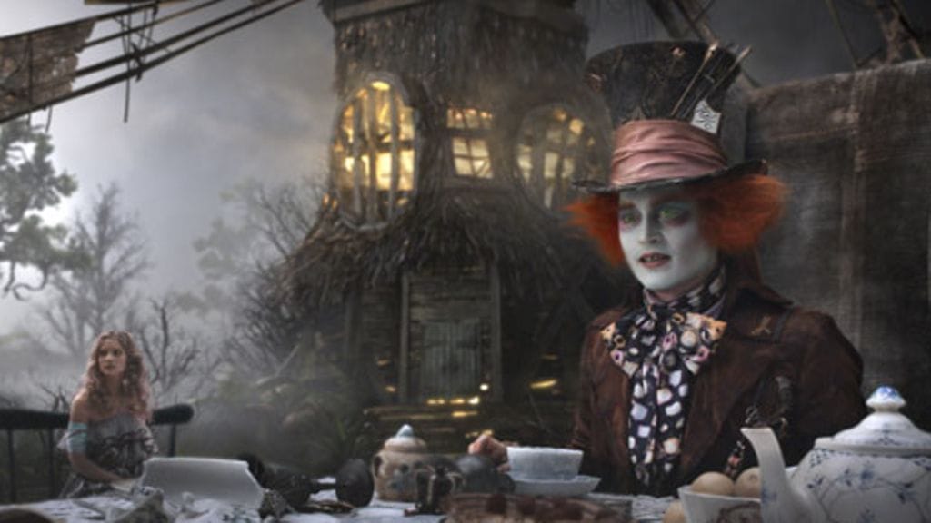 Teenjuontia Alice in Wonderlandin tyyliin. Kuva: Buena Vista International Finalnd