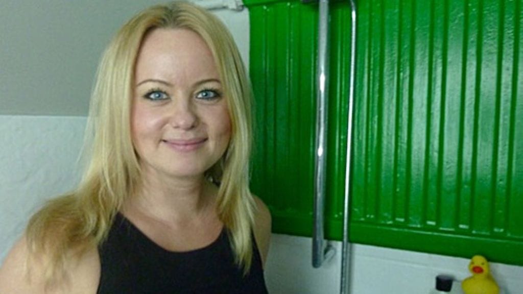 Väripommi rähtää Tyylivarkaiden toisen tuotantokauden avajaisjaksossa.