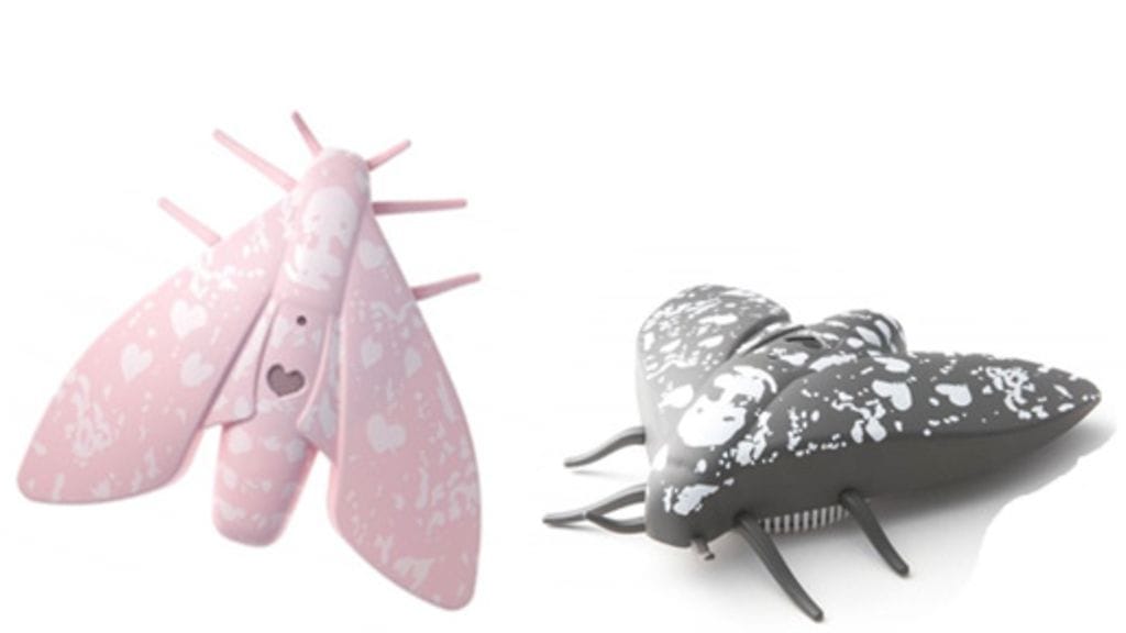 Lento-palovaroittimet ovat kärpäsinä katossa.