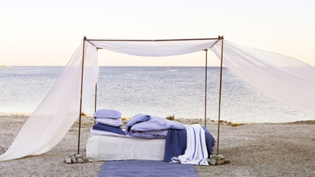 Ulkona nukkuminen voi olla hyvä vaihtoehto.