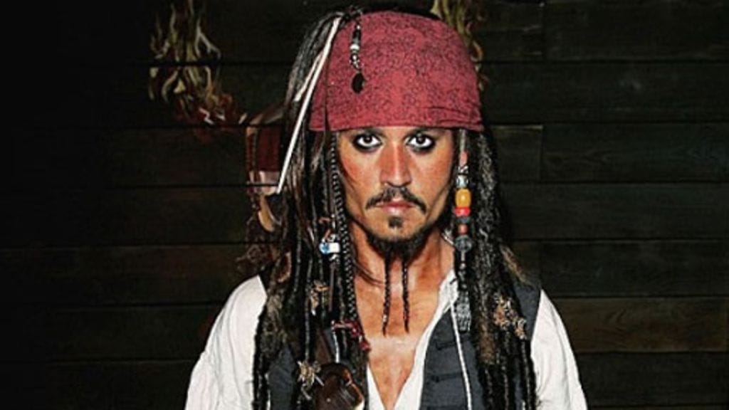 Jack Sparrow -vahanukke on kuin ilmetty esikuvansa.