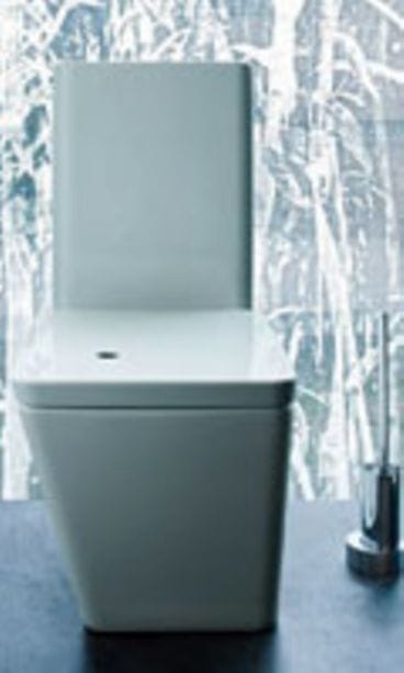 WC-pönttö voi olla myös kulmikas.