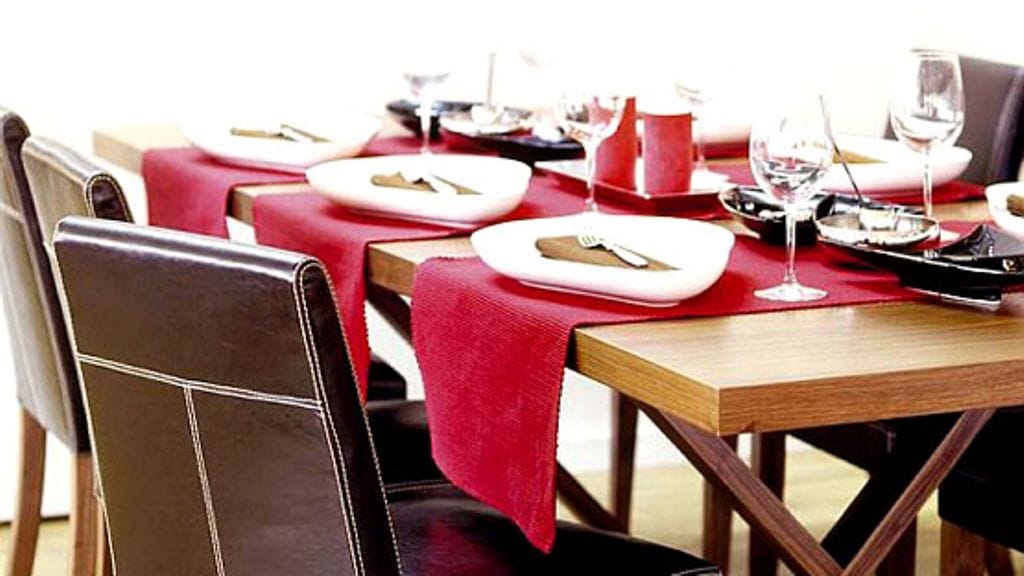 Perinteinen joulu on punainen, Asko