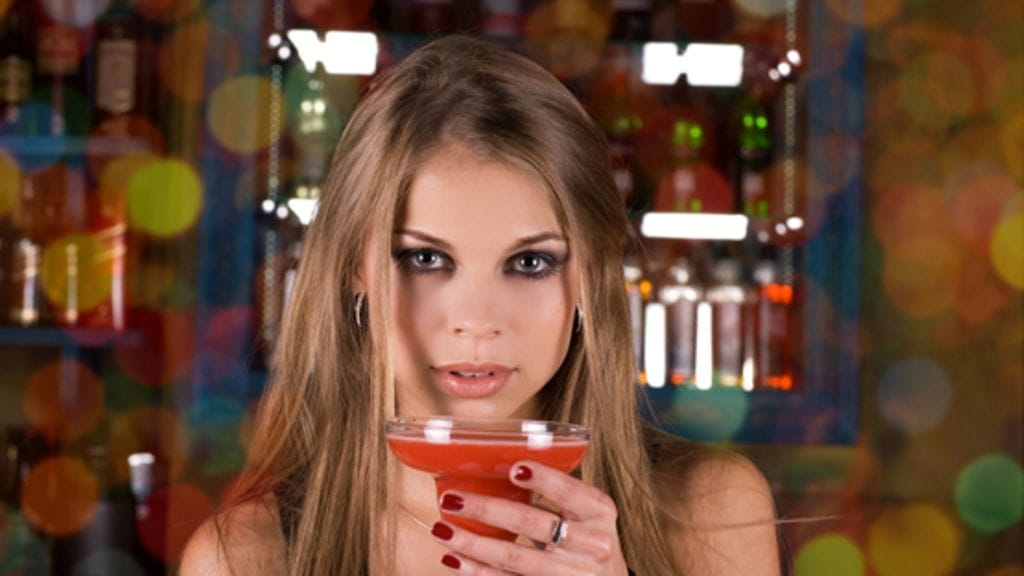 Haluatko olla bileiden upein nainen?