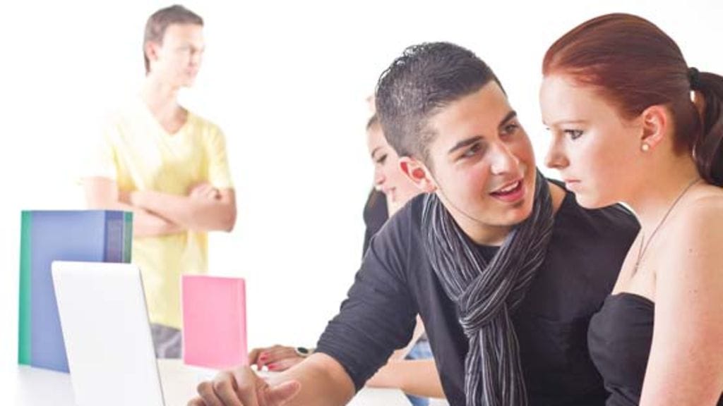 Kirjastossakin voi tavata sen oikean.