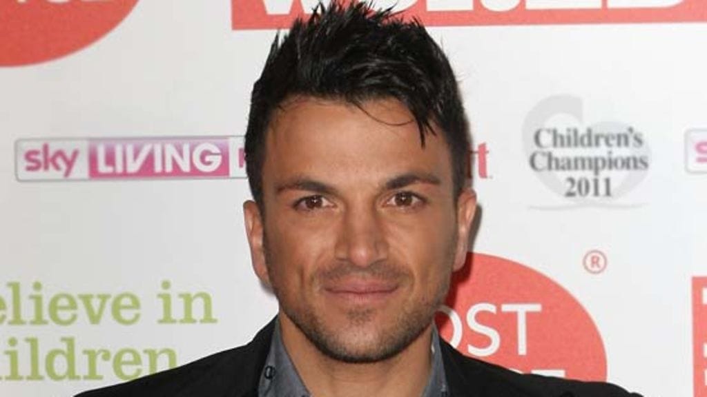 Peter Andre poltti siipensä rakkaudessa.