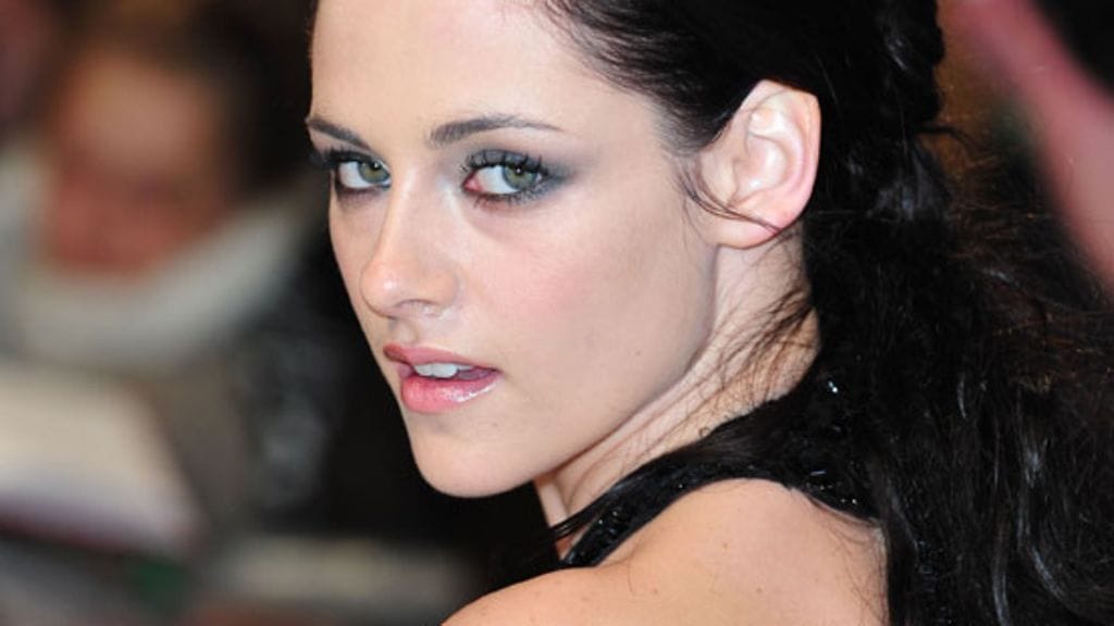 Kristen Stewart tuoreimman Twilight – Aamunkoi -elokuvan Yhdysvaltojen ensi-illassa 14. marraskuuta.