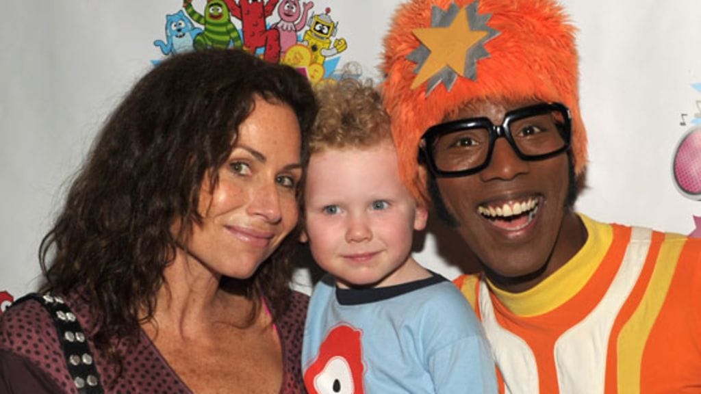 Minnie Driver poikansa Henryn kanssa