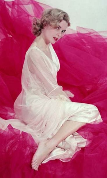 Grace Kellyn tyylitajua ihaillaan.