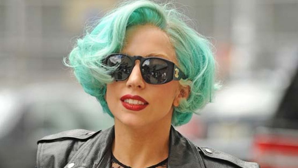 Taylor Kinney ja Lady Gaga seurustelevat