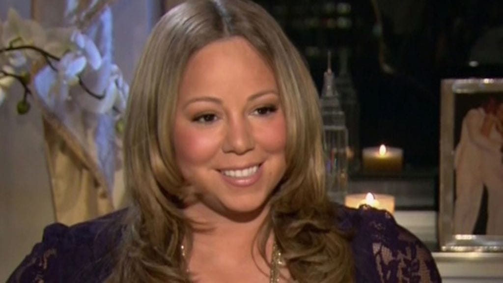 Mariah Carey julkaisi hauskan vauvamasukuvan Twitterissä maanantaina 28.3.2011.