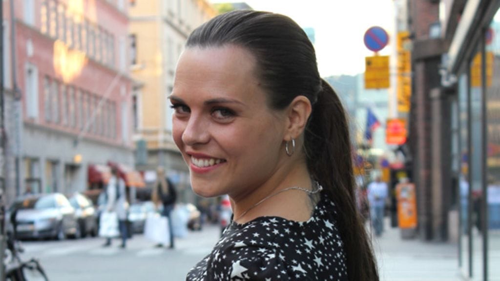 Suomalaiset naiset ovat käteviä käyttämään ripsiväriä.