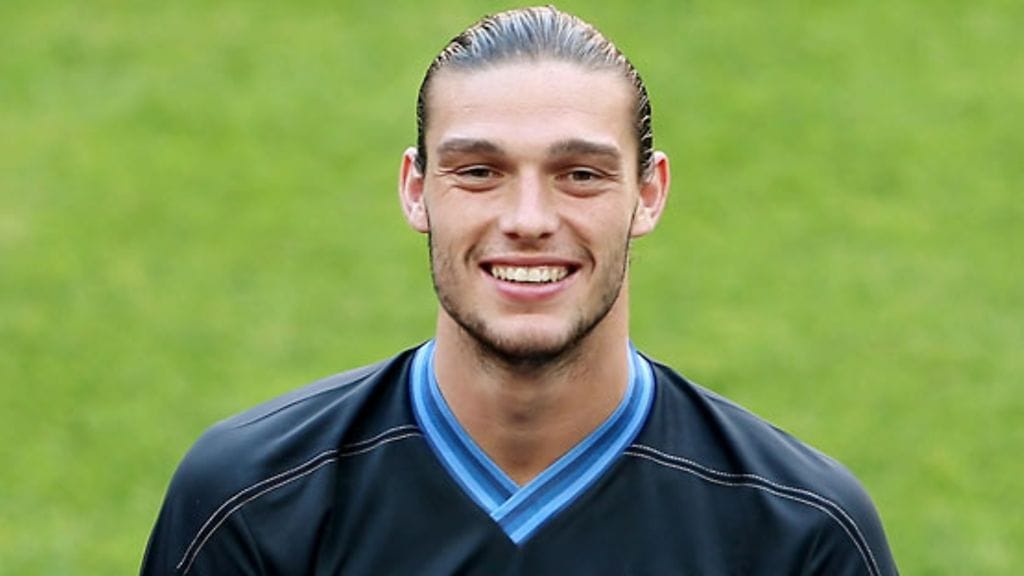 Andy Carroll on innostunut surffauksesta.