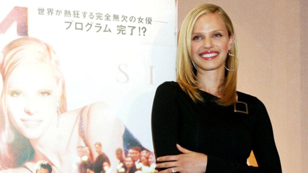 Rachel Roberts S1m0ne-elokuvan pressitilaisuudessa Japanissa.