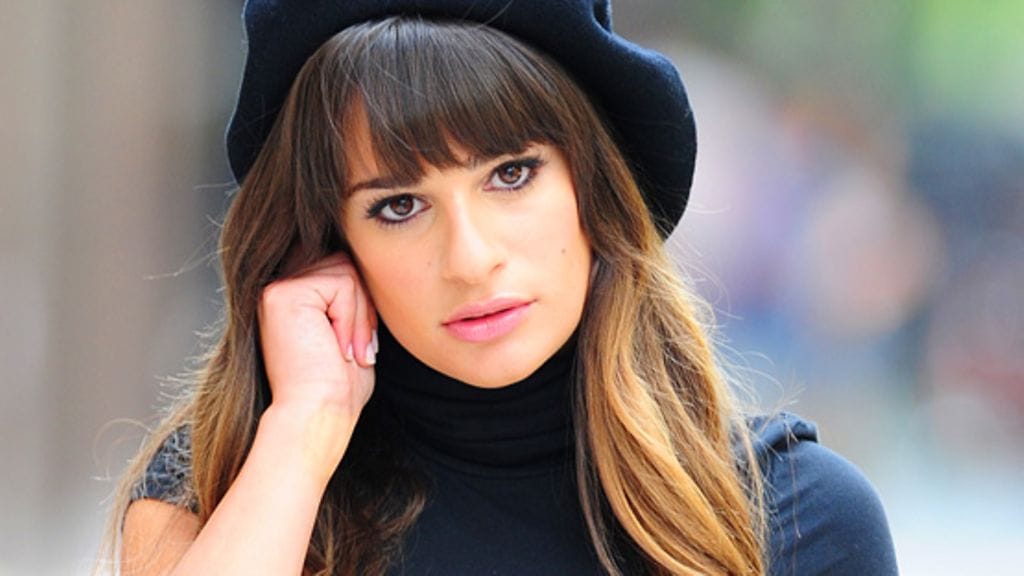 Sinapinkeltainen baskeri tuo väriä.