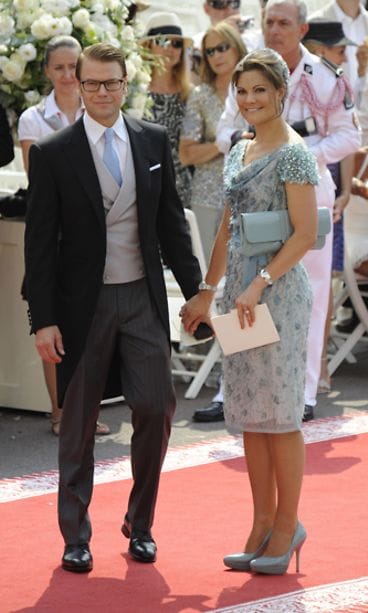 Kruununprinsessa Victoria ja prinssi Daniel vieraana ruhtinas Albertin häissä.