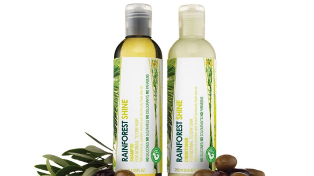 The Body Shopin Rainforest Shine -tuotteet lisäävät hiusten kiiltoa.