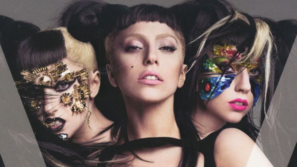 Lady Gaga suosii korottomia korkokenkiä.