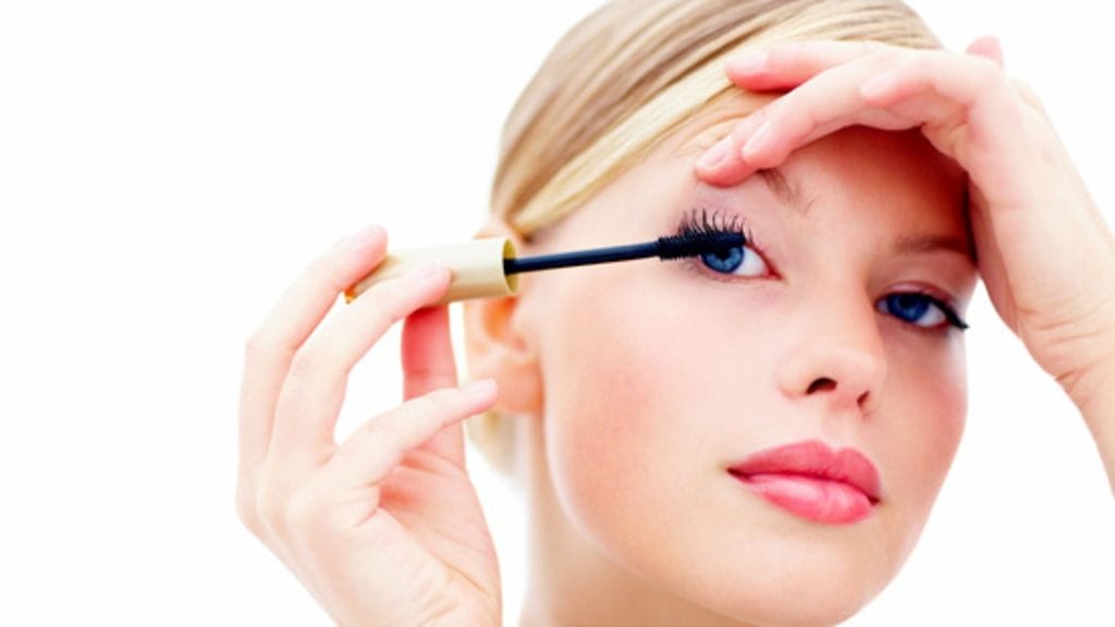 Kuinka monta ripsiväriä sinä joudut ostamaan vuoden sisään?