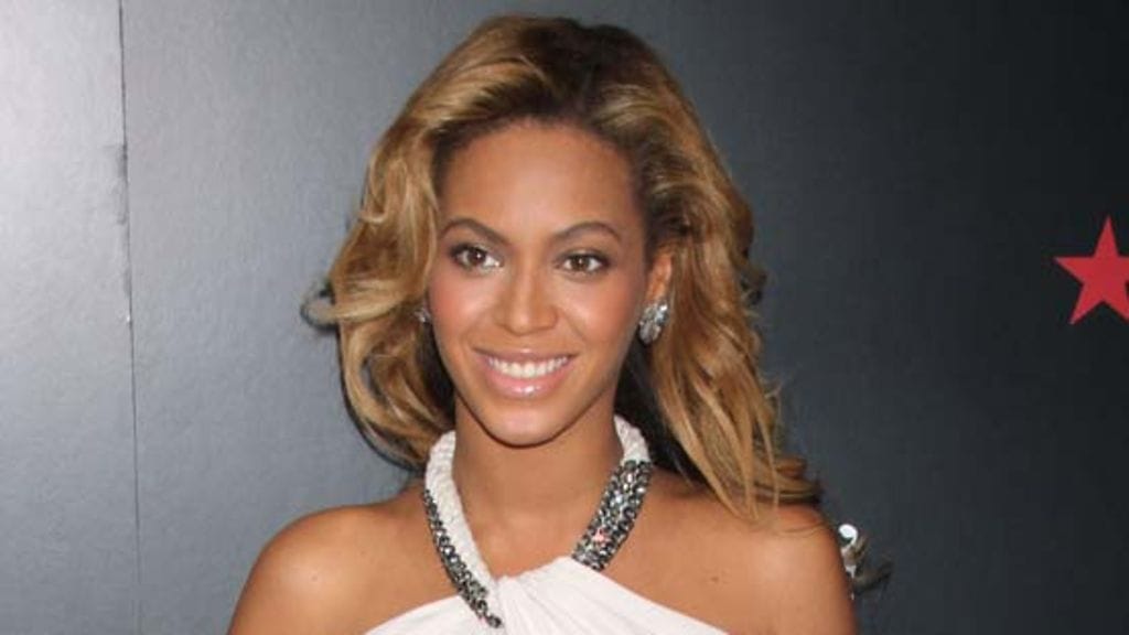 Beyonce Knowles suunnitteli oman vaatemalliston.