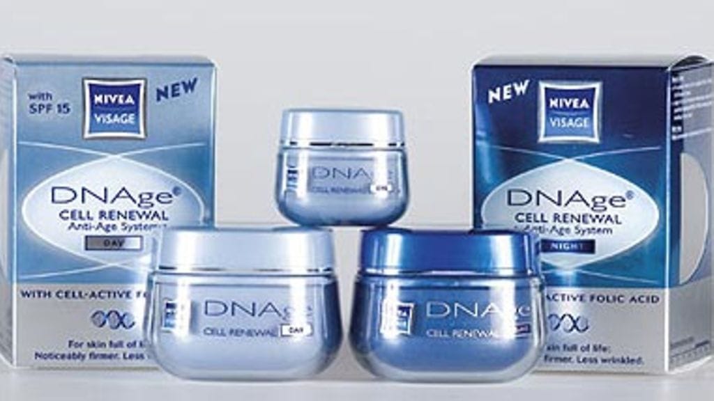 Nivea Visage DNAge