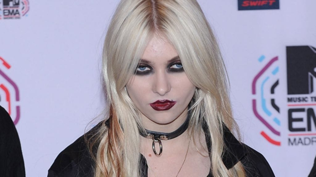 Taylor Momsen kaipaa rakkautta.