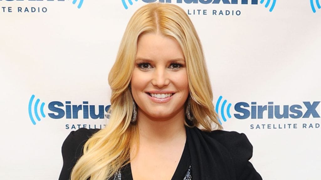 Jessica aloitti kuntokuurin.