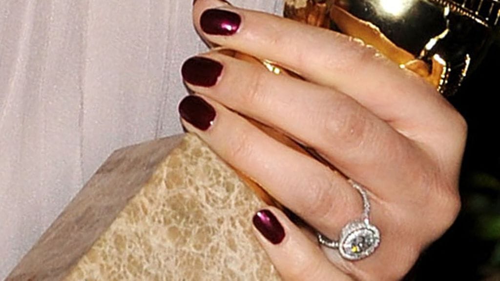 Tällainen on Natalie Portmanin kihlasormus.