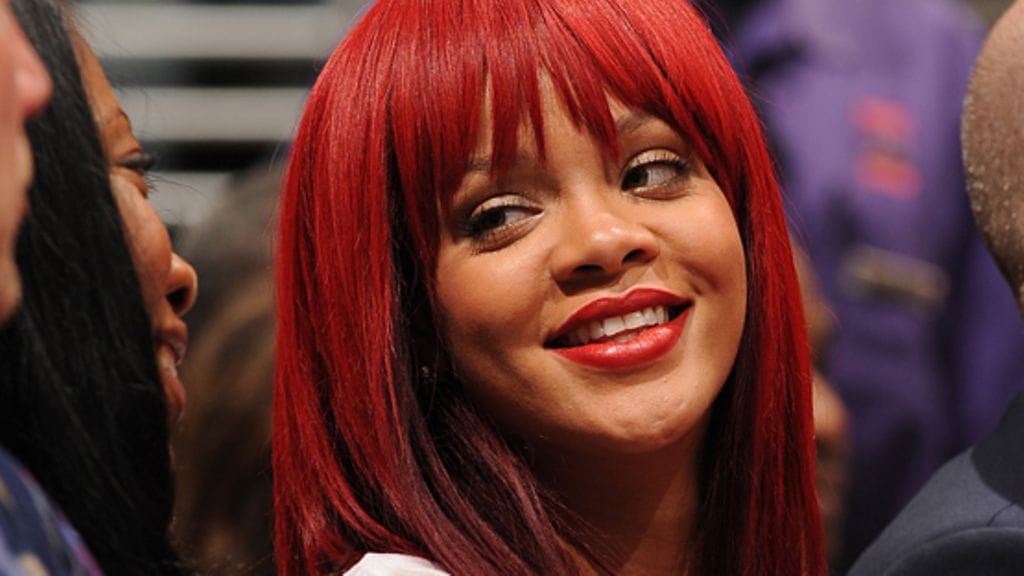 Rihannan auringonottokuvat levisivät nettiin.