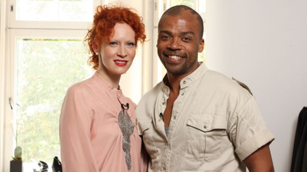 Tyylitunnustuksia esittelee tunnettujen henkilöiden vaatekaappeja.