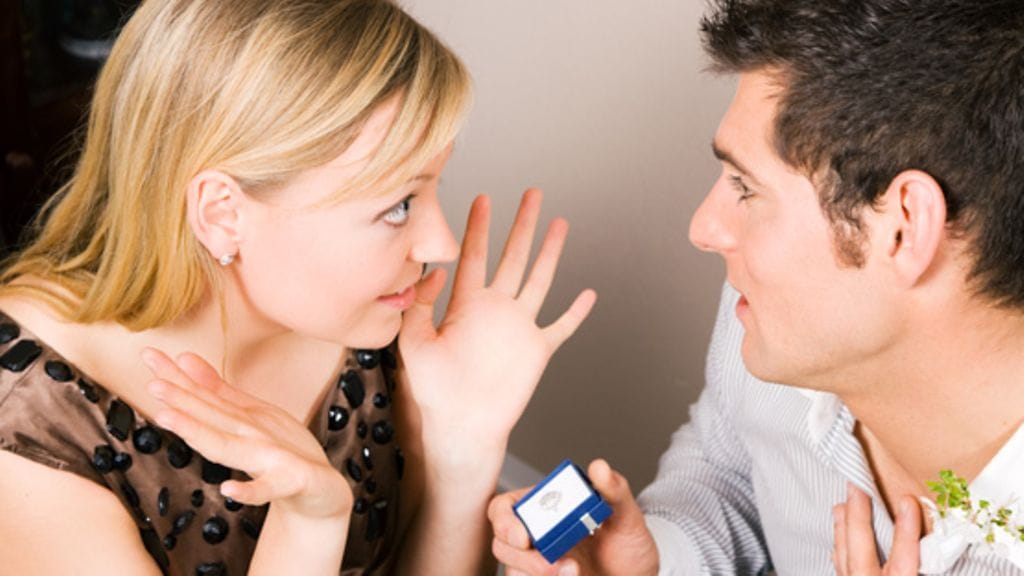 Tosinörtti hankki kosinta-apua Star Trekin maailmasta.