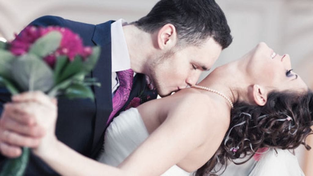 "Mitä jos vain halailisimme tänään?"