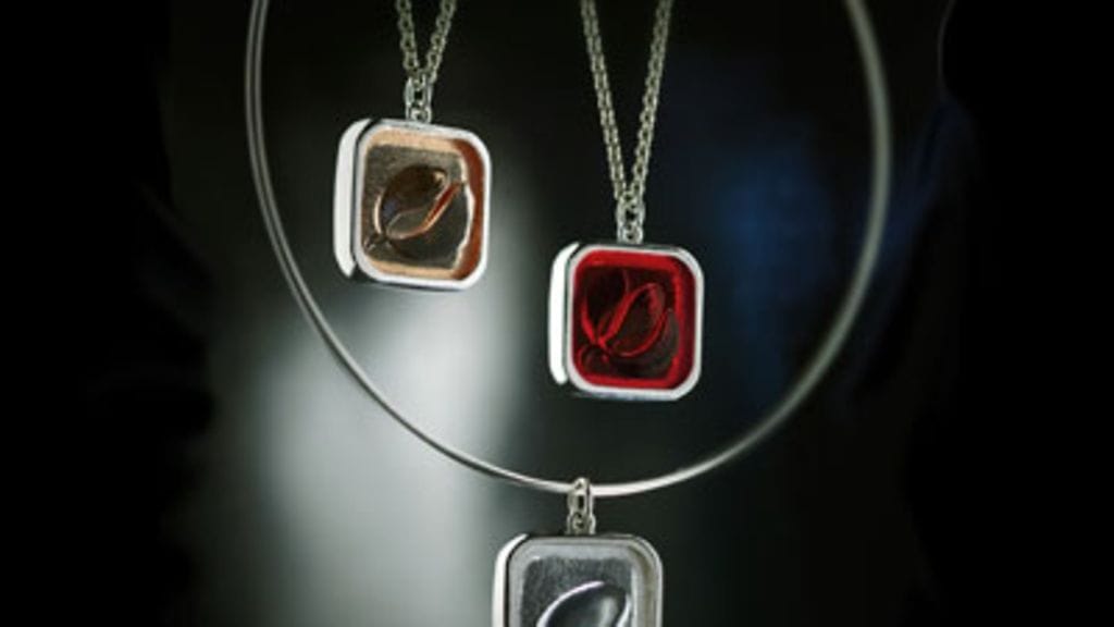 oopperakoru, kuva: Kalevala Koru