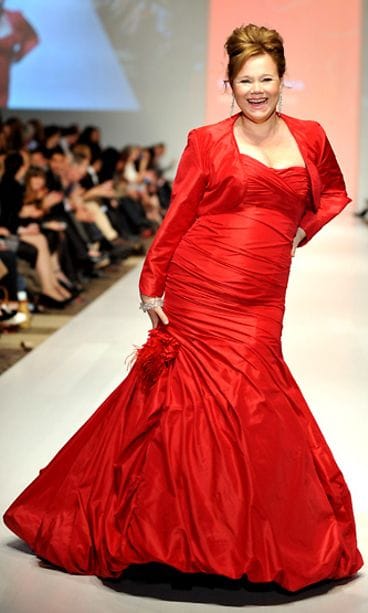 Caroline Rhea,Toronto Fashion Week 2010. Kuva: Wireimage/AOP