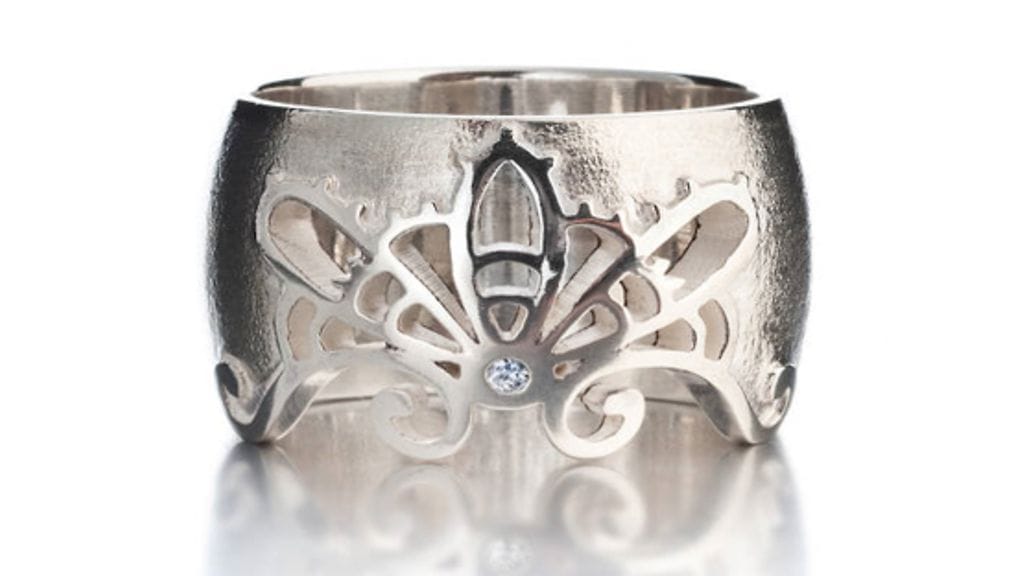 Bianca Viuhka sormus, Carina Blomqvist