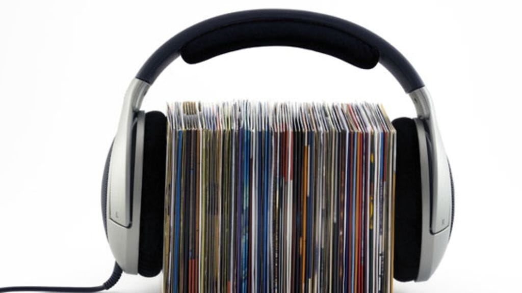 Crescentelectronics.co.uk esittelee sarjan erikoisia kuulokkeita.