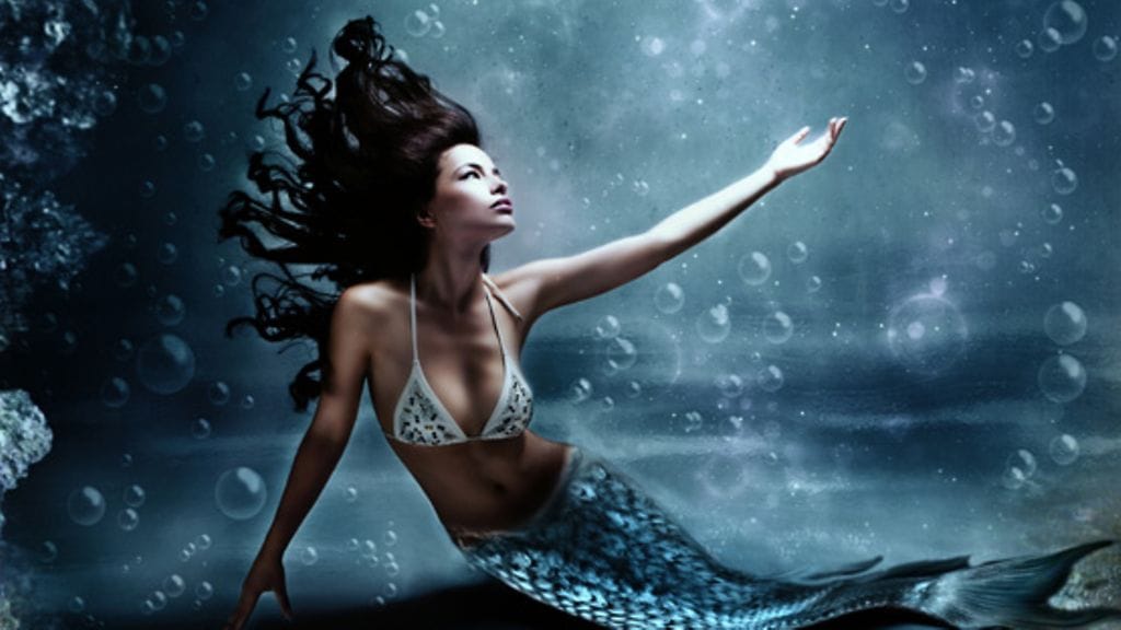 Merenneitojen on kuvailtu olevan kauniita ja turhamaisia.