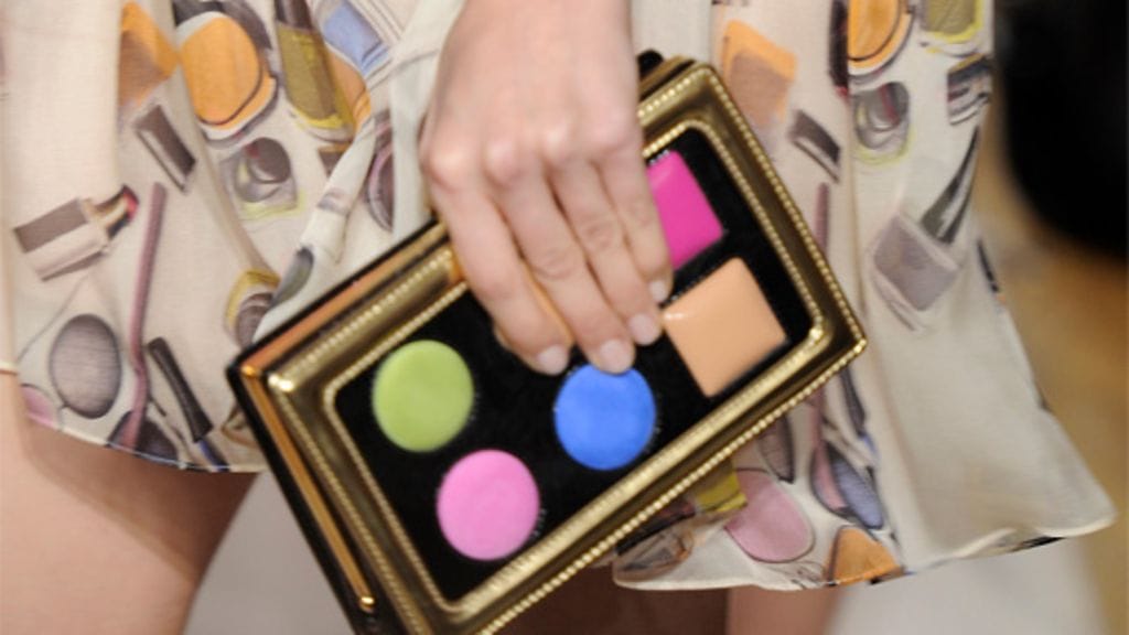 Merkintöjä muodista -blogi, Moschinon laukku