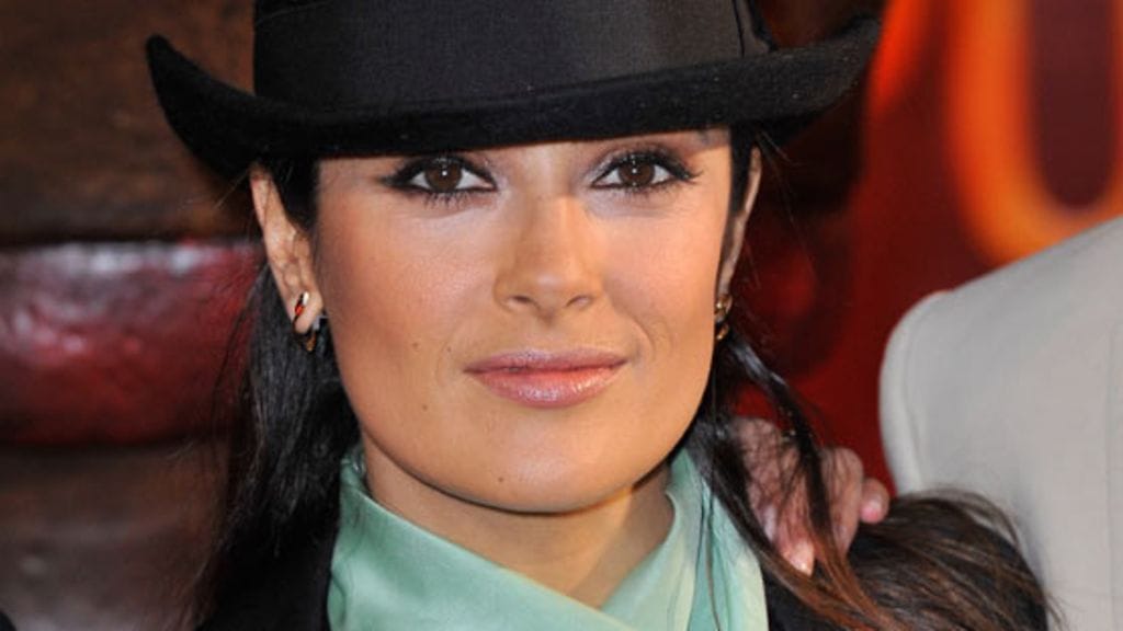 Salma Hayek luotti maskuliiniseen tyyliin.