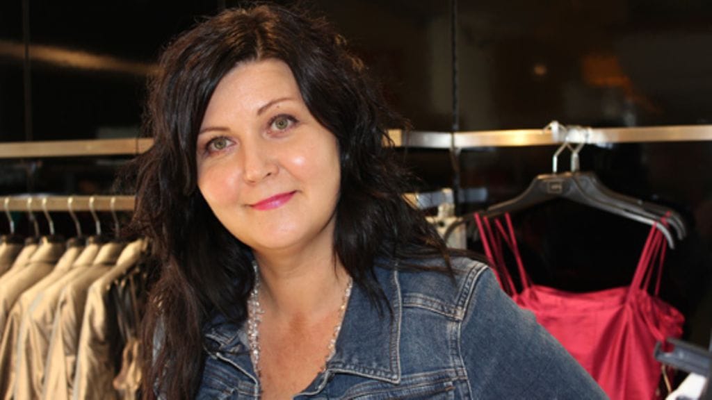 Ellen Jokikunnas on dramaattinen pukeutuja. (Kuva: Lehtikuva)