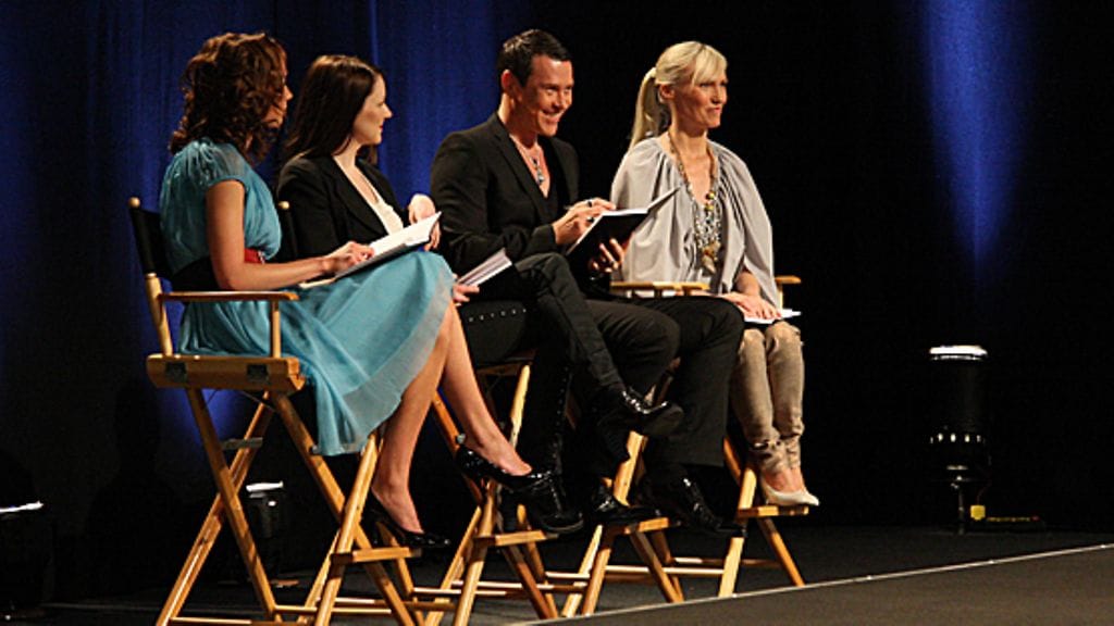 Tuomarit seurasivat kuudettä näytöstä. Kuva: MTV3.