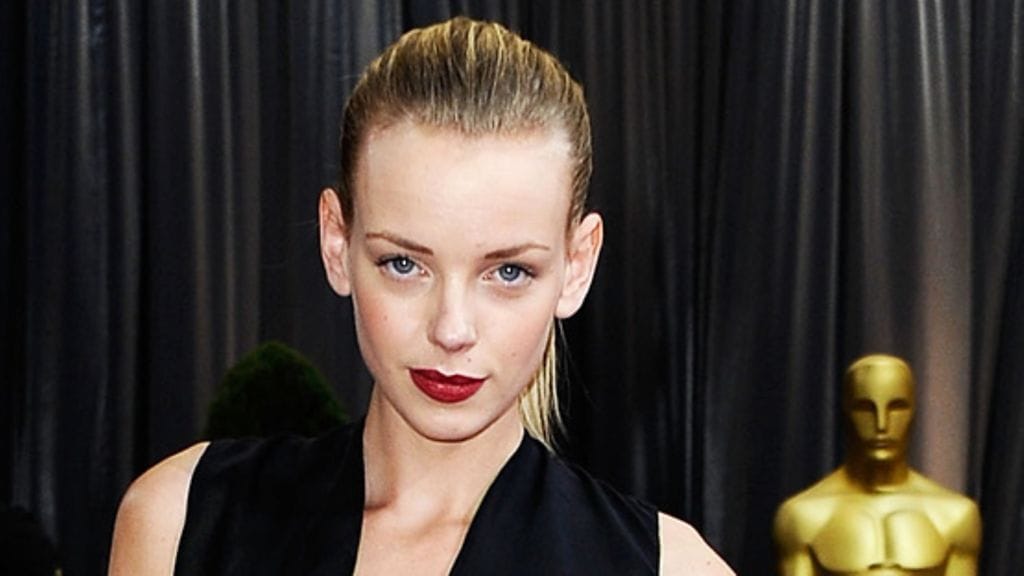 Supermalli Dorith Mous