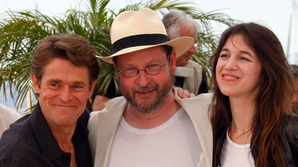 Pedro Almodóvar Pariisissa Chanelin muotinäytöksessä 2011 vuoden alussa.