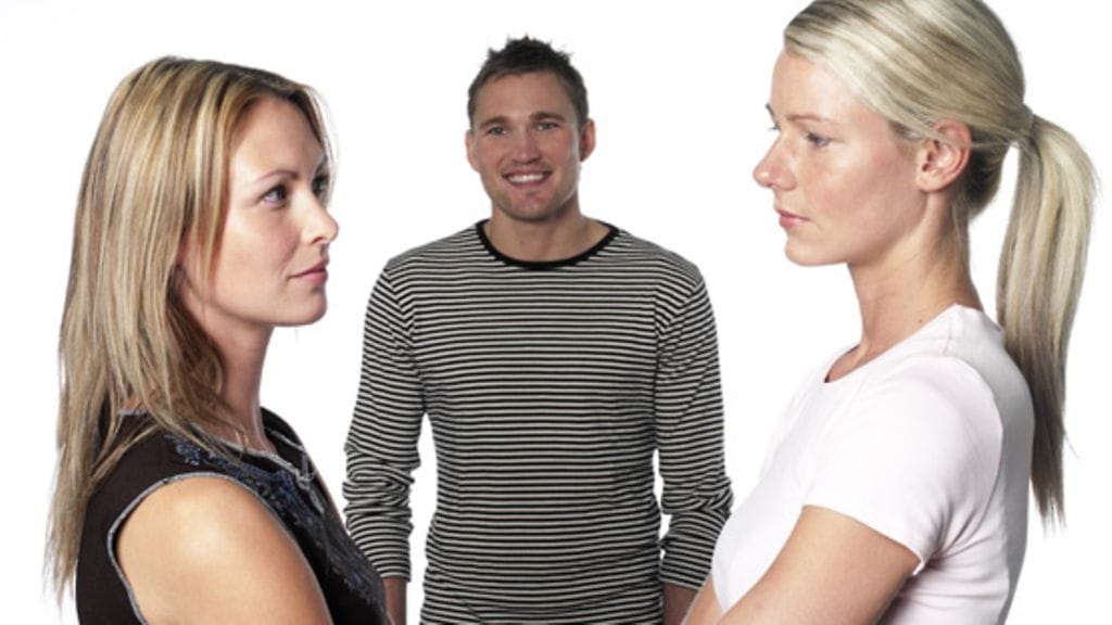 Miten kertoa ystävälle, että tämän mies ei ole hyvää seuraa?