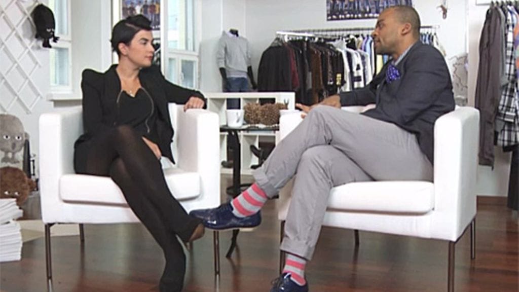 Anu Makkonen kertoi tyylitunnustuksia Jani Toivolalle.