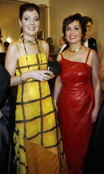 Sari Sarkomaa ja Raija Vahasalo