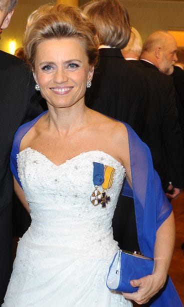 Päivi Räsänen juhli Suomen lipun väreissä.